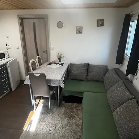 Chaticka U Pernicu Jedovnice